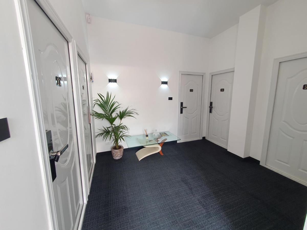 Camere Fiera Verona - Casanostra ภายนอก รูปภาพ