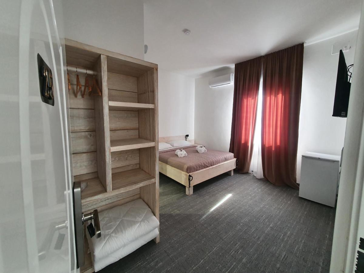 Camere Fiera Verona - Casanostra ภายนอก รูปภาพ